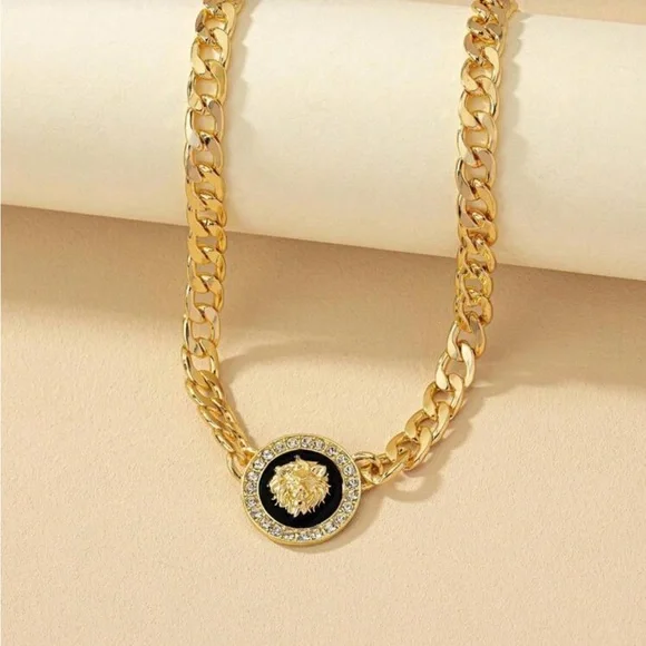 Gold Shiny Lion Head Pendant Choker Necklace - Picture 3 of 5